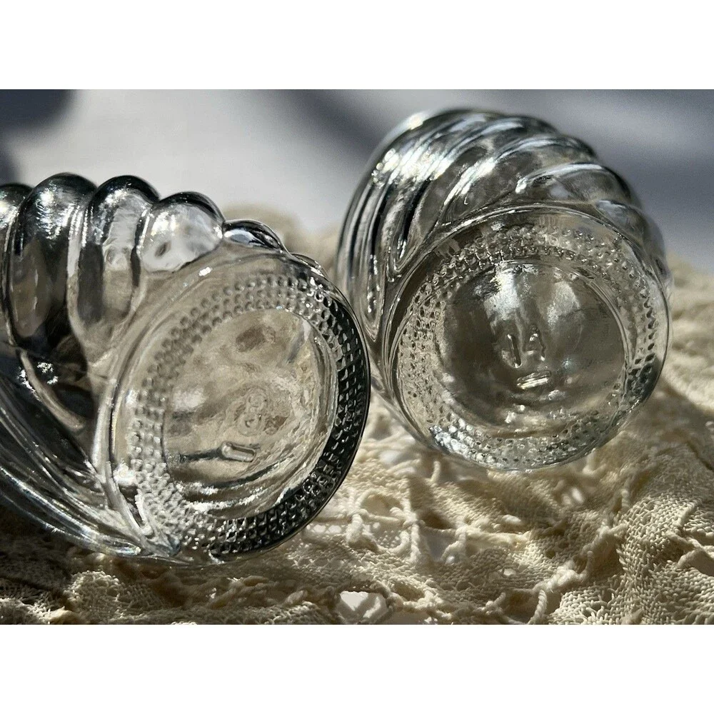 Vintage Clear Glass Swirl Design Silver Lid Aluminum Salt and Pepper Shakers
